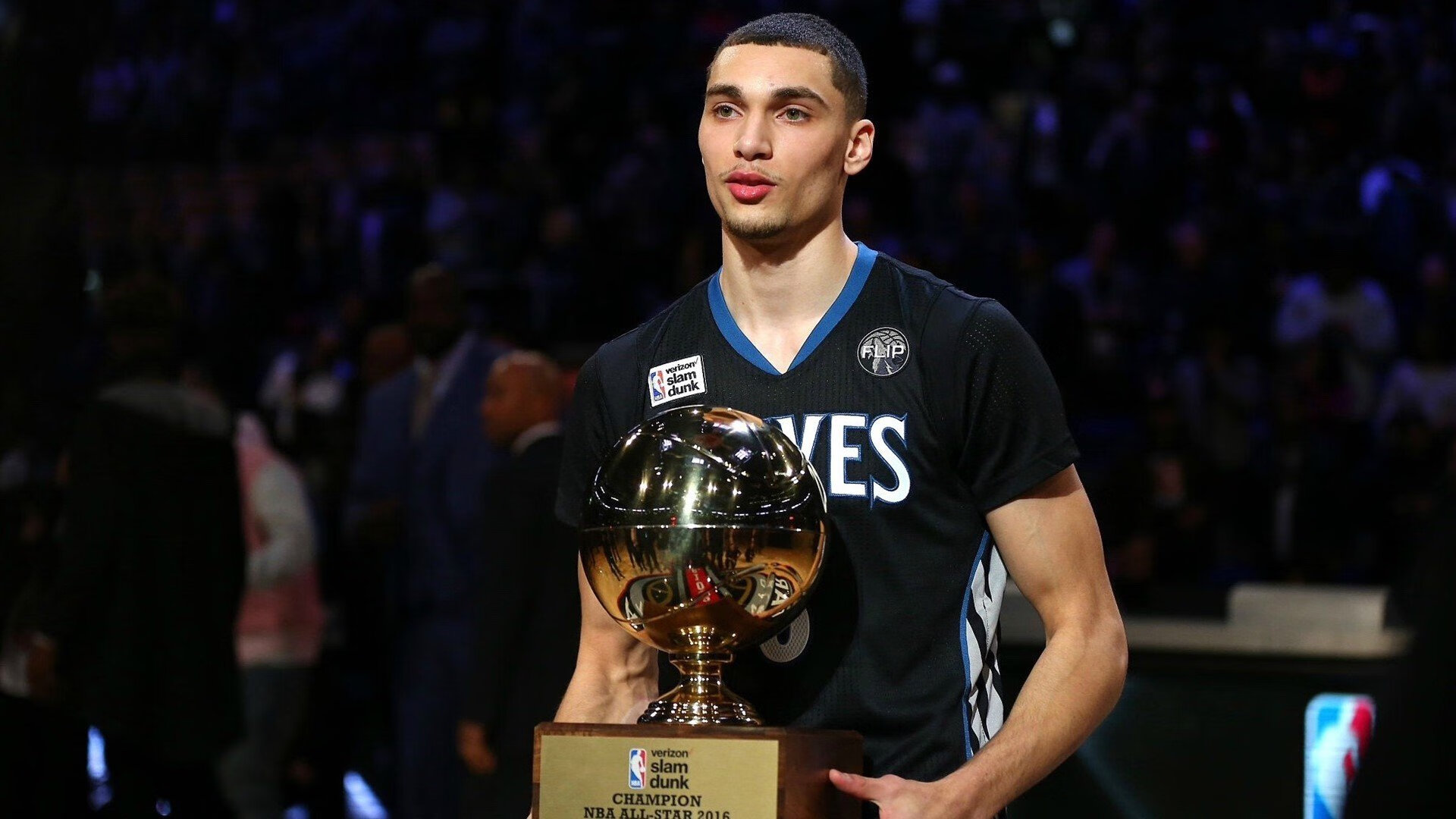 费城76人“新星”恩比德，再次成为全场焦点！，费城76人简介